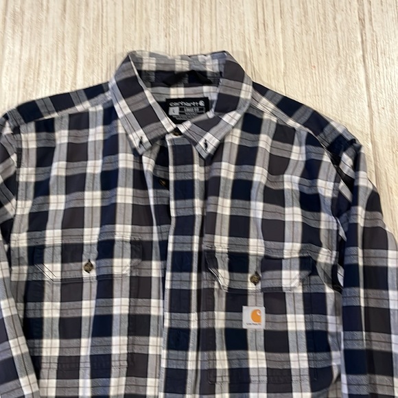 Carhartt midweight plaid shirt - Picture 2 of 3